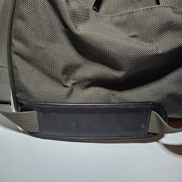 hartmann beige Ballistic Nylon overnight train case Weekender Duffle Travel bag - Picture 4 of 11